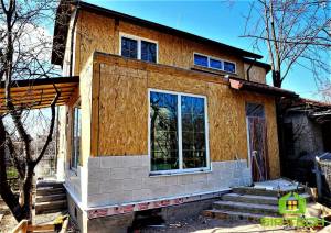 13-Fontana-oblitsovka-kanadskij-dom